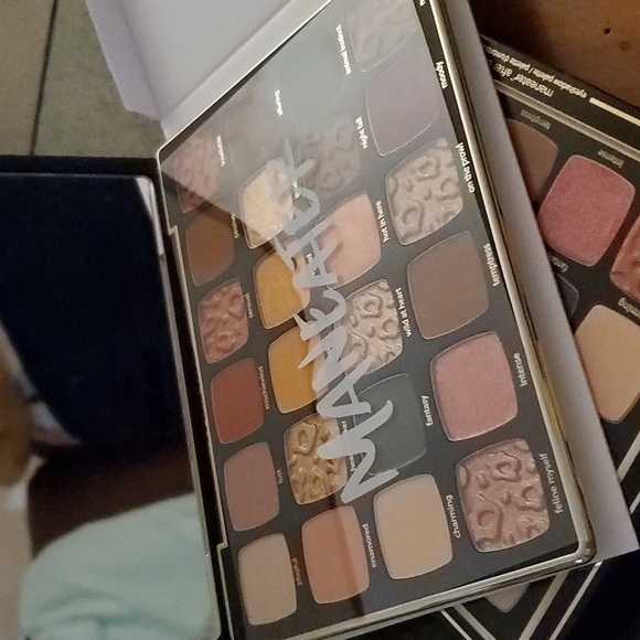 Tarte eyeshadow palette - Picture 4 of 4